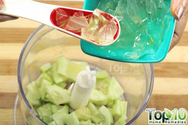 cucumber-antiaging-mask4s