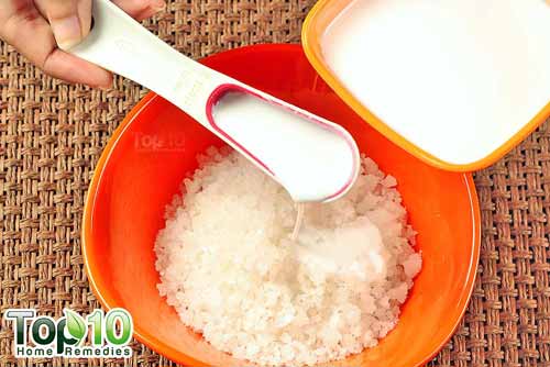 DIY coconut oil sea salt scrub