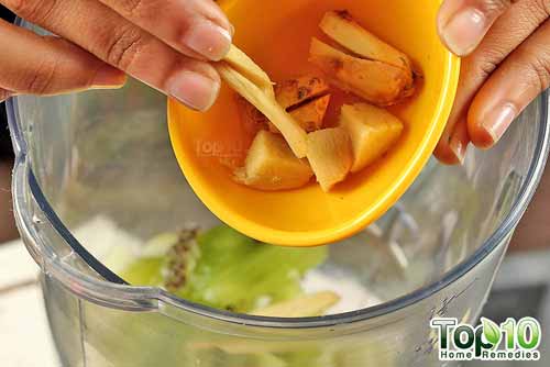 aloe vera smoothie step 4