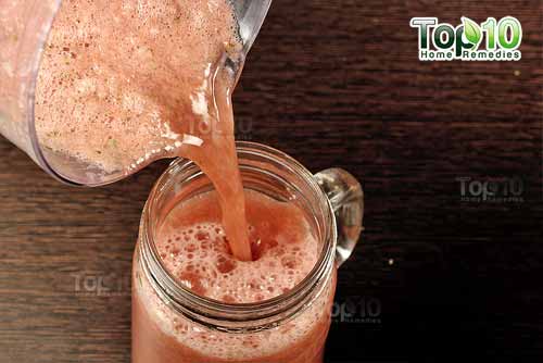 DIY hydrating watermelon smoothie pouring