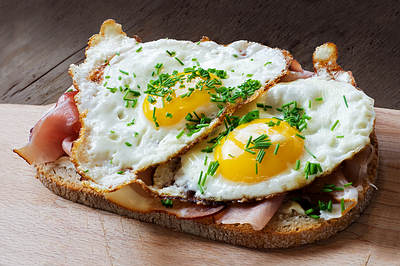avoid uncooked eggs