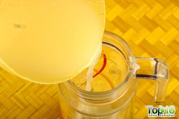 probiotic lemonade step5 add lemon juice