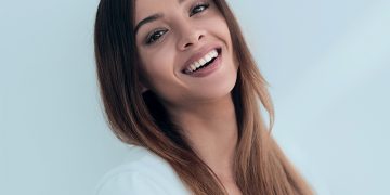 10 Habits of People Who Age Well and Look Younger Than Their Age
