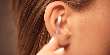 How to Get Rid of Blackheads in Your Ears