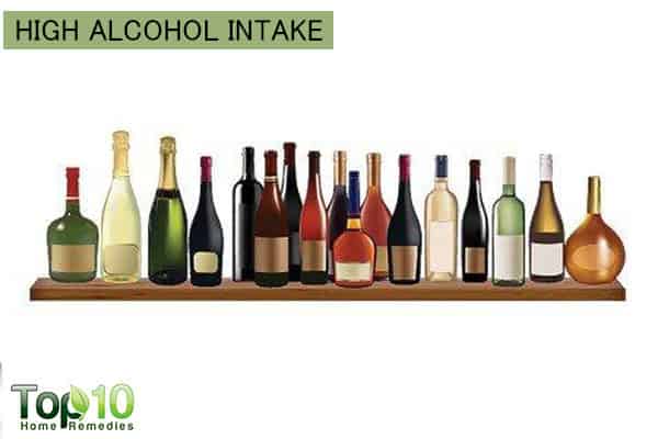 high alcohol intake increases high blood pressure risk