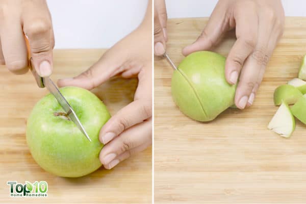 cut green apple into small pieces